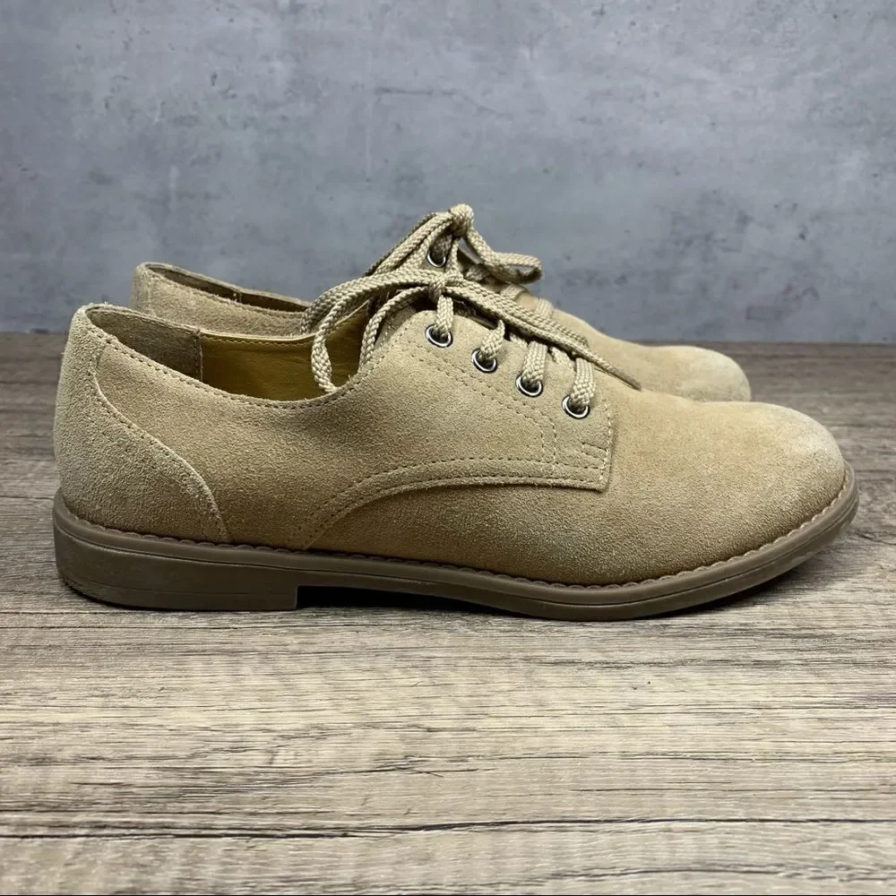 Lands End Boys  Sz 5M Tan Lace Up Walking Shoes‎